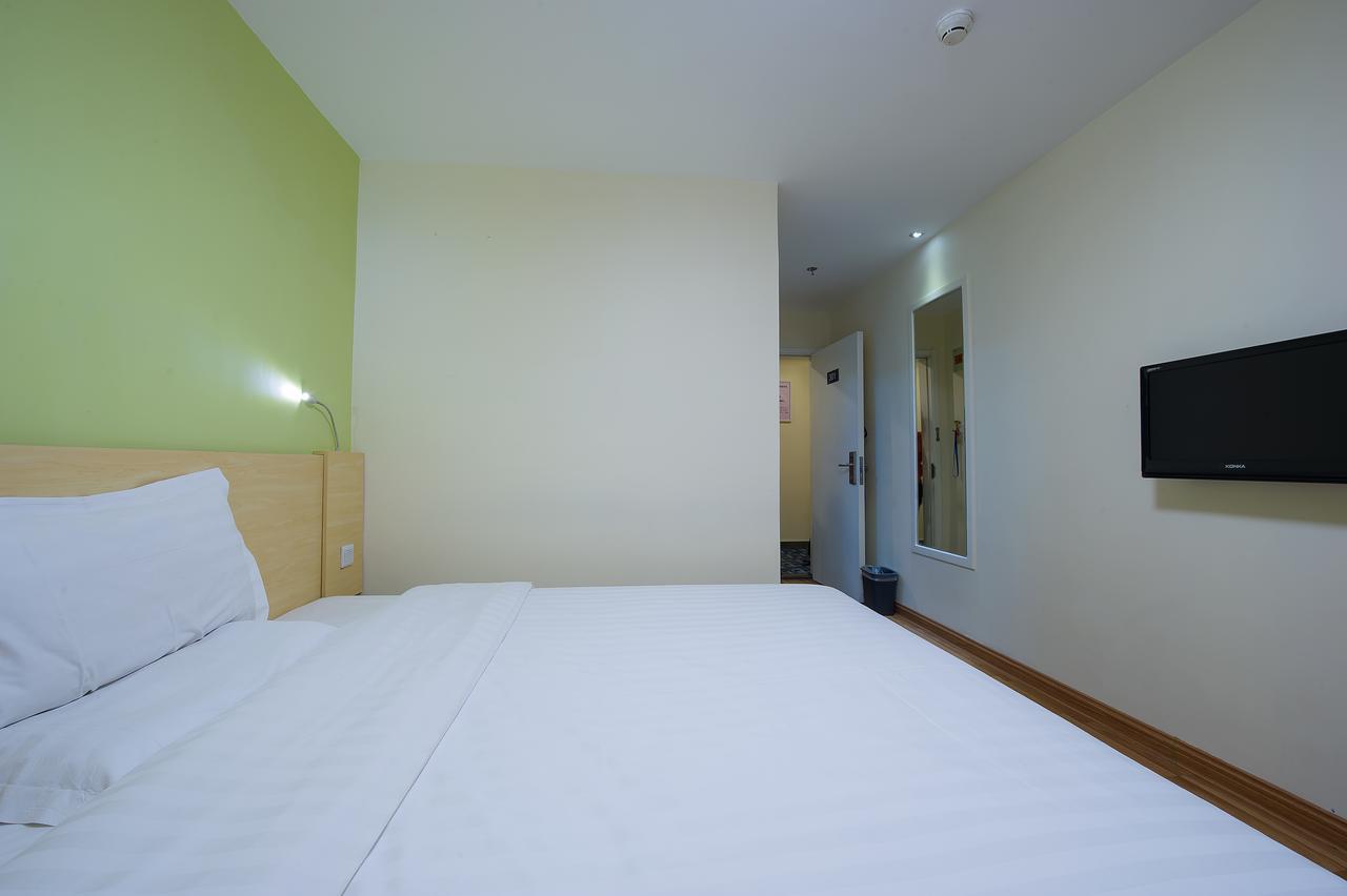 7Days Inn Beijing Yanqing Walmart Exteriör bild